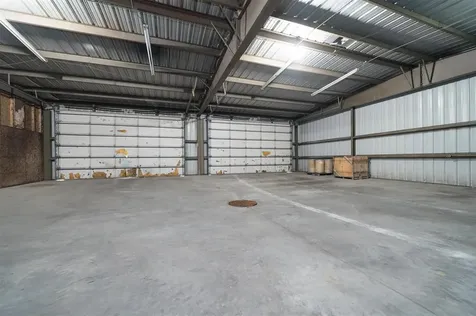 9075 Highway 60 Lewisburg KY 42351