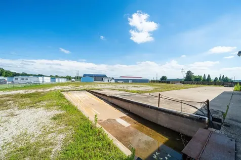 9075 Highway 60 Lewisburg KY 42351