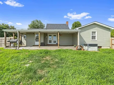 158 Beulah Church Road Calhoun KY 42327-0000