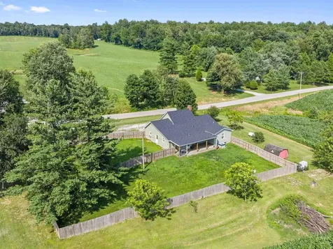 158 Beulah Church Road Calhoun KY 42327-0000