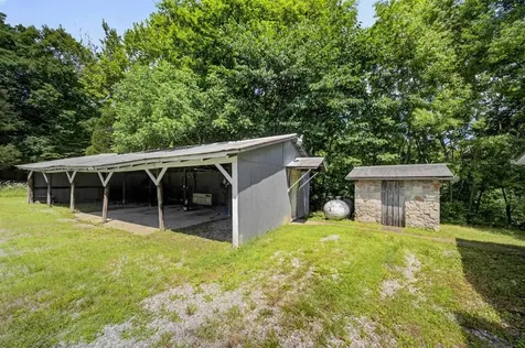 3268 Bethel Church Road Beaver Dam KY 42320