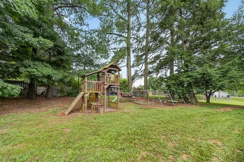 6475 Us Highway 231 Utica KY 42376