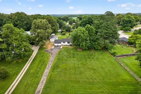6475 Us Highway 231 Utica KY 42376