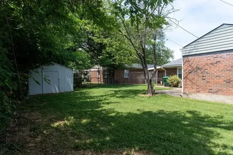 1236 W Wayside Drive Owensboro KY 42303