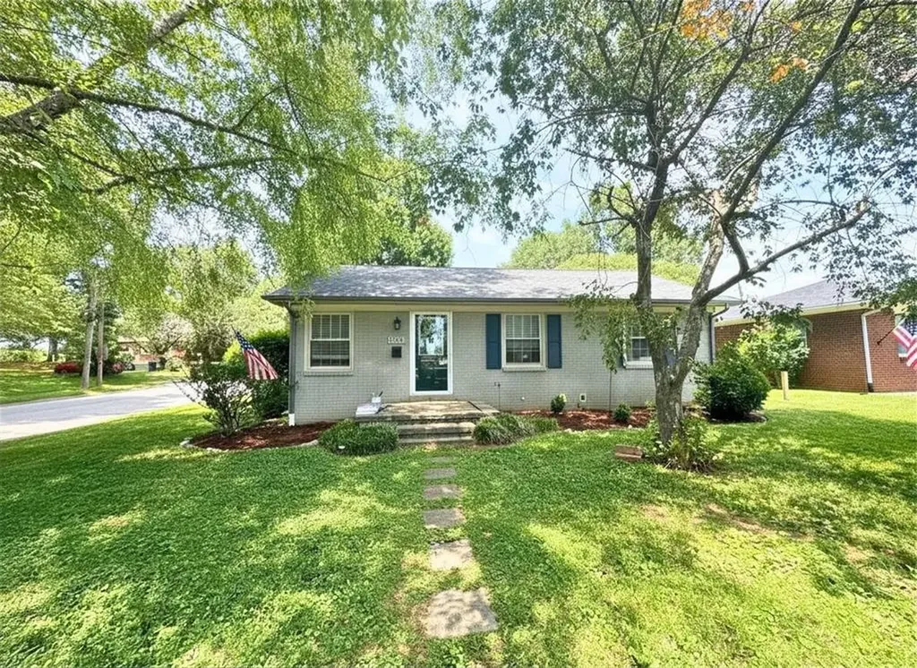 1703 E 24th Street Owensboro KY 42303