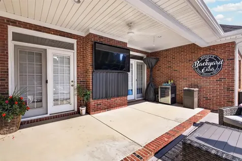 2499 Hillbrooke Parkway Owensboro KY 42303