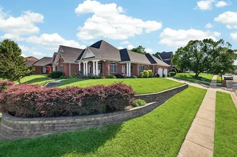 2499 Hillbrooke Parkway Owensboro KY 42303