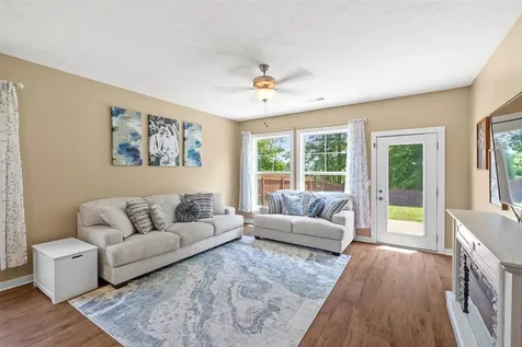 6509 Valley Brook Trace Utica KY 42376-5004