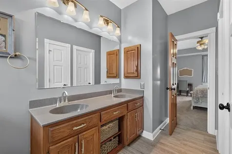 3473 London Pike Philpot KY 42366