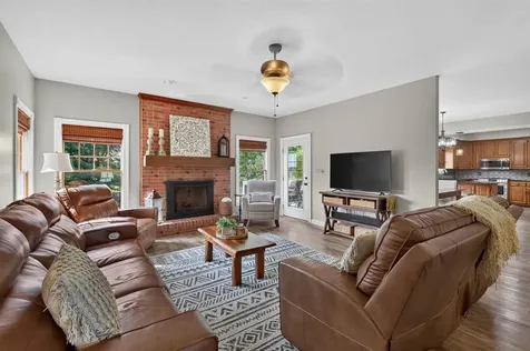 3473 London Pike Philpot KY 42366