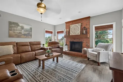 3473 London Pike Philpot KY 42366