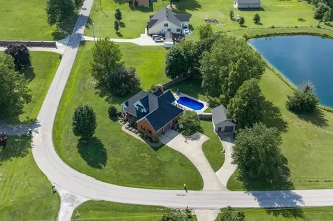 3473 London Pike Philpot KY 42366
