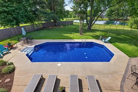 3473 London Pike Philpot KY 42366