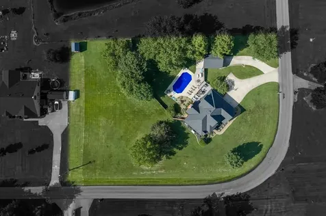 3473 London Pike Philpot KY 42366