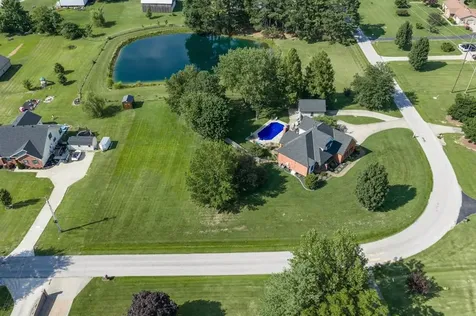 3473 London Pike Philpot KY 42366