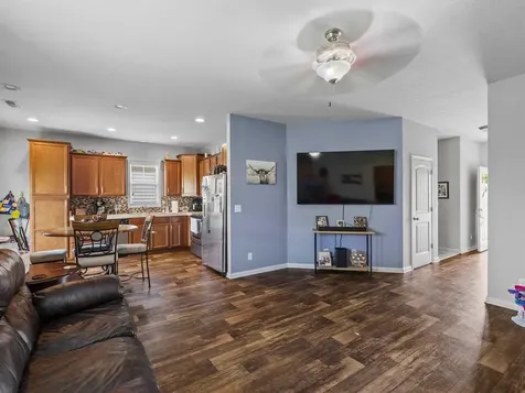 6391 Autumn Valley Trace Utica KY 42376