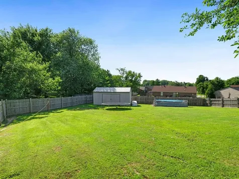 4212 Settlers Point Owensboro KY 42303