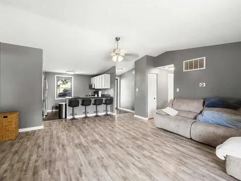 4212 Settlers Point Owensboro KY 42303
