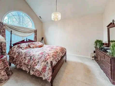 1400 Kingsbrooke Owensboro KY 42303