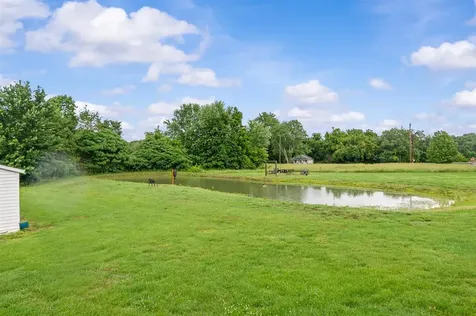 82 Echols Church Lane Beaver Dam KY 42320