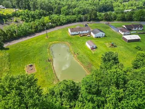 82 Echols Church Lane Beaver Dam KY 42320