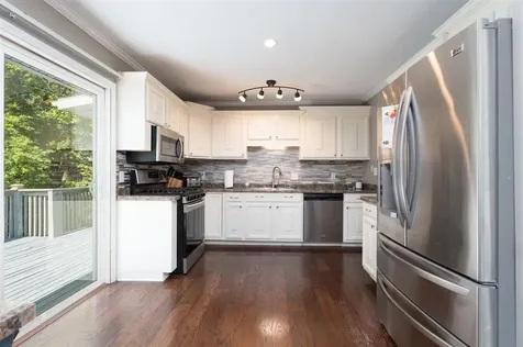 5725 Grady Court Philpot KY 42366