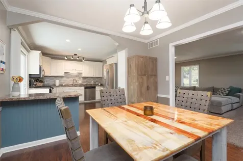 5725 Grady Court Philpot KY 42366