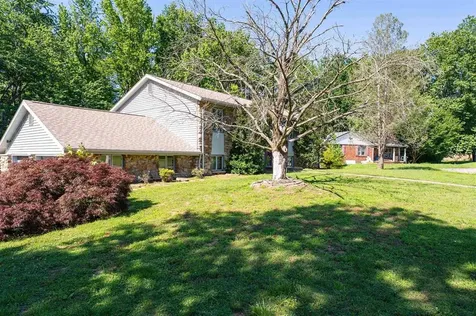 5725 Grady Court Philpot KY 42366