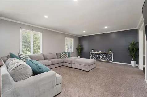 5725 Grady Court Philpot KY 42366
