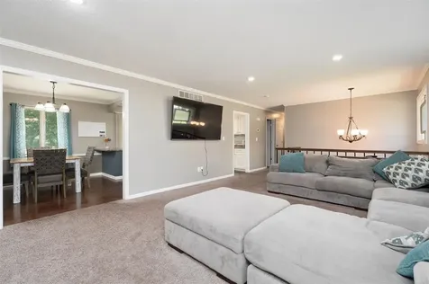 5725 Grady Court Philpot KY 42366