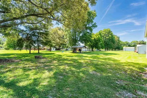 9138 Sacra Drive Maceo KY 42355