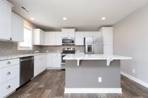 5530 Goldenrod Lane Owensboro KY 42301-8481