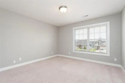 5530 Goldenrod Lane Owensboro KY 42301-8481