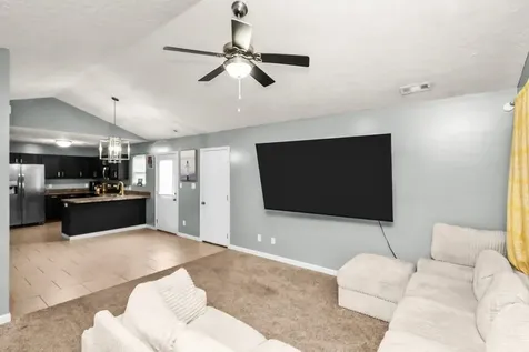 6294 Waterfield Drive Owensboro KY 42303