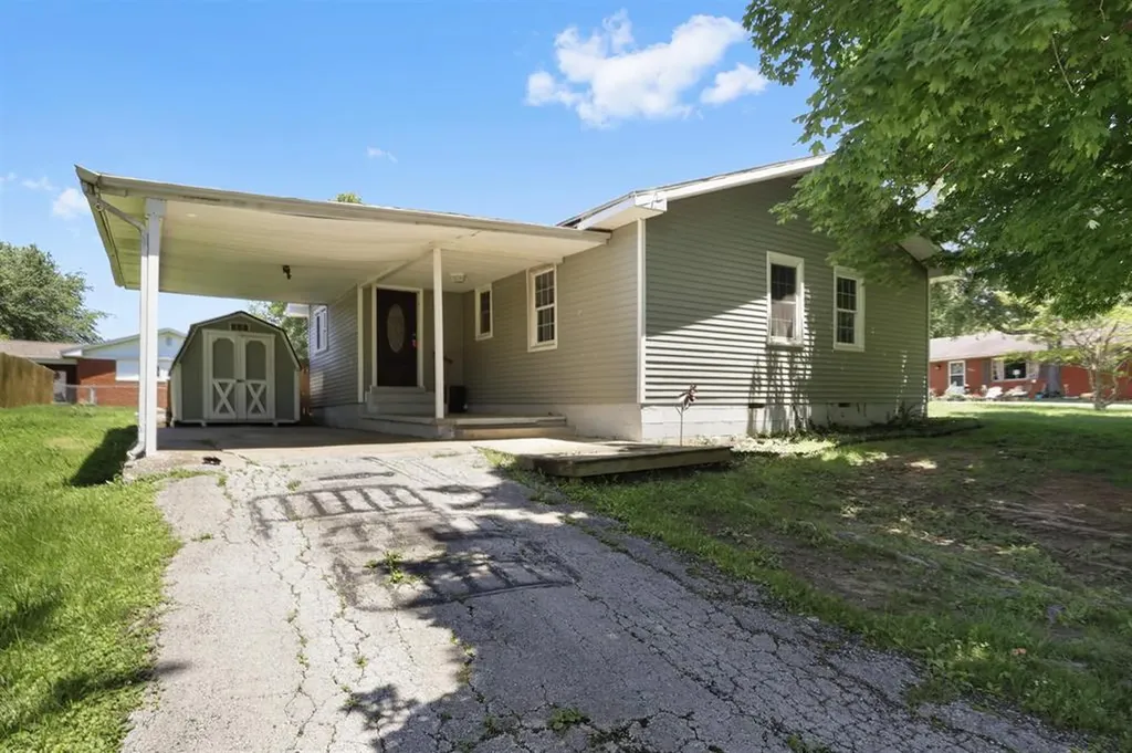 273 Reed Avenue Madisonville KY 42431