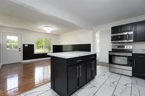 9610 Us 231 Utica KY 42376