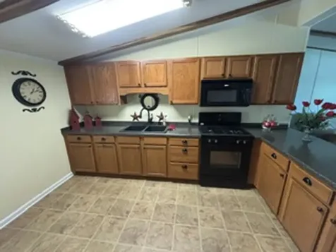 1054 Yelvington Grandview Drive Maceo KY 42355