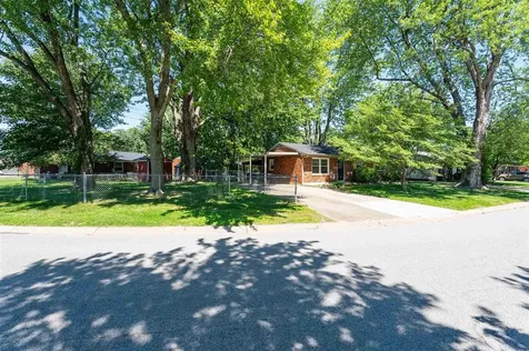 2025 Asbury Place Owensboro KY 42303