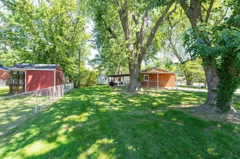 2025 Asbury Place Owensboro KY 42303