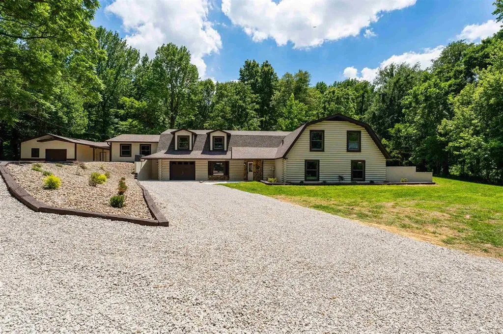 2498 Nannie Belle Lp Owensboro KY 42303