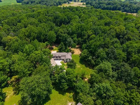 2498 Nannie Belle Lp Owensboro KY 42303