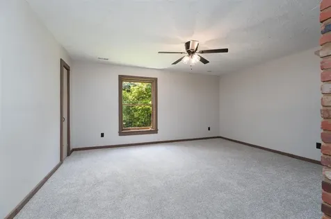 2498 Nannie Belle Lp Owensboro KY 42303