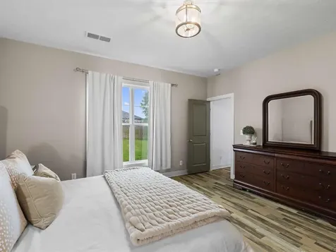2275 Flowerette Court Utica KY 42376