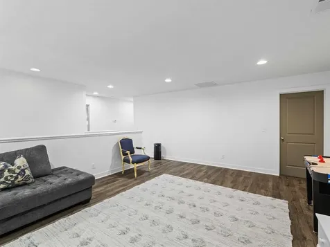 2275 Flowerette Court Utica KY 42376