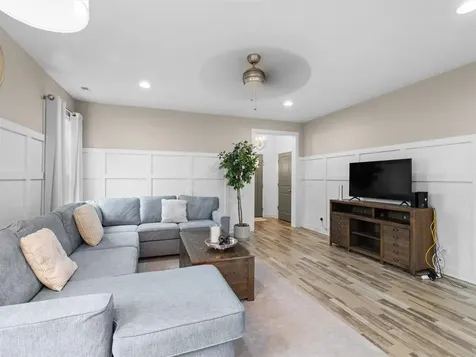 2275 Flowerette Court Utica KY 42376