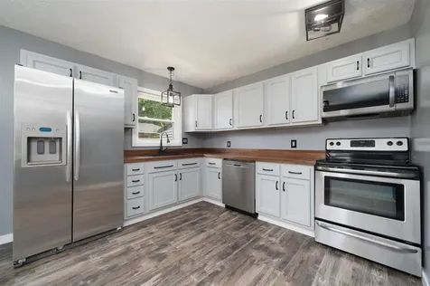 693 Rand Road Owensboro KY 42300-0000