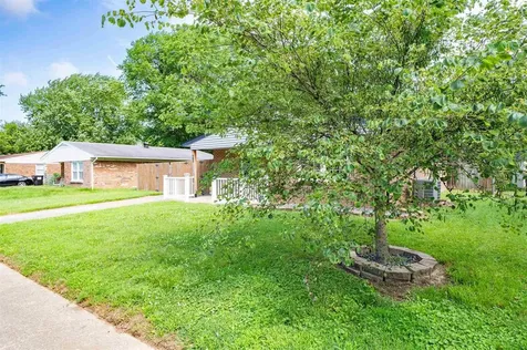 693 Rand Road Owensboro KY 42300-0000