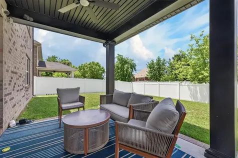 2260 Deer Valley Boulevard Utica KY 42376