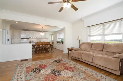 4590 Pleasant Valley Road Philpot KY 42366