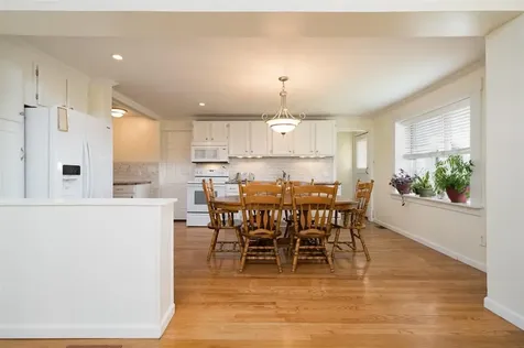 4590 Pleasant Valley Road Philpot KY 42366